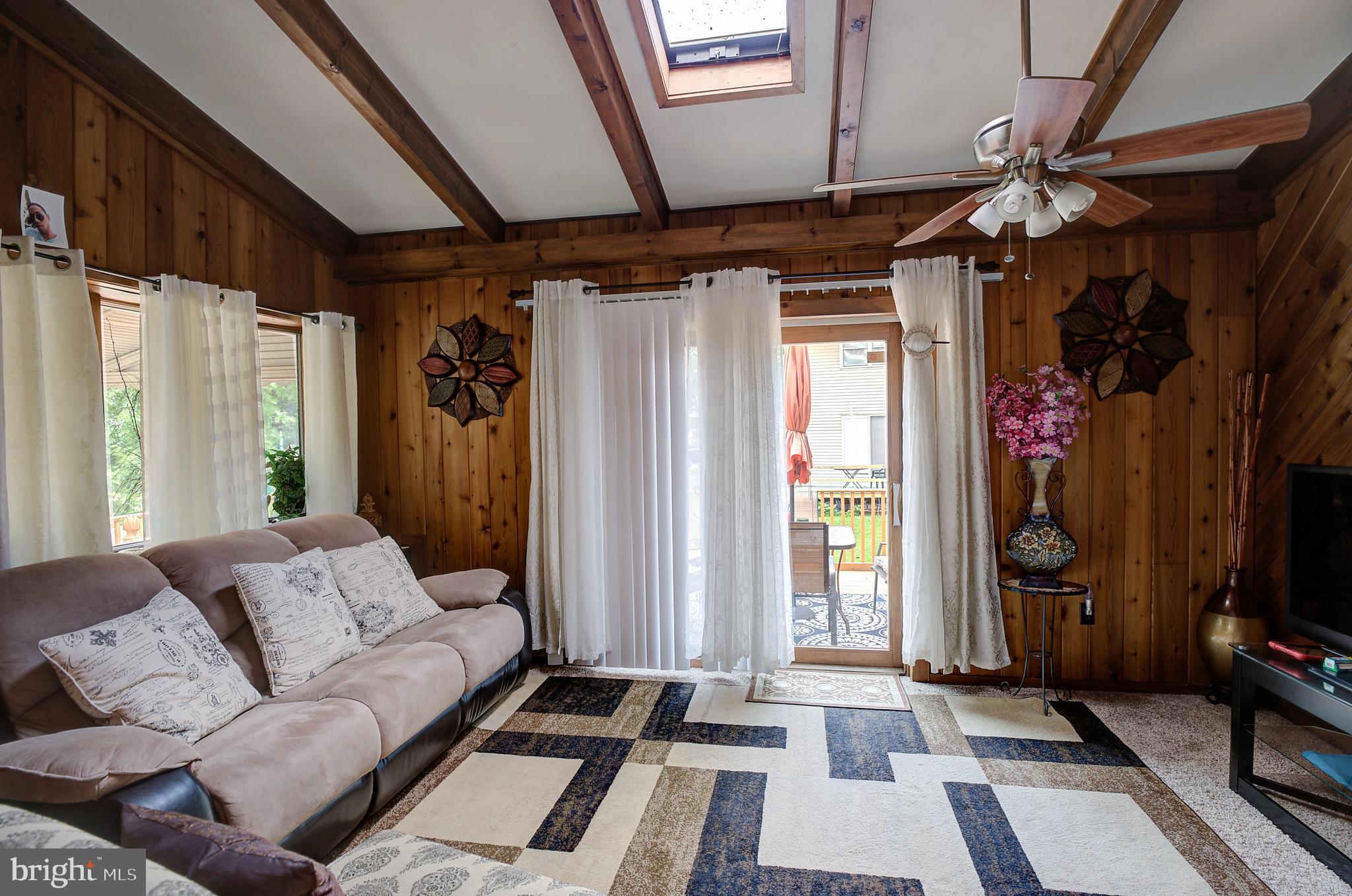 135 Reeger Avenue Hamilton, NJ 08610 - Photo 6 of 23 Gallery Image 6