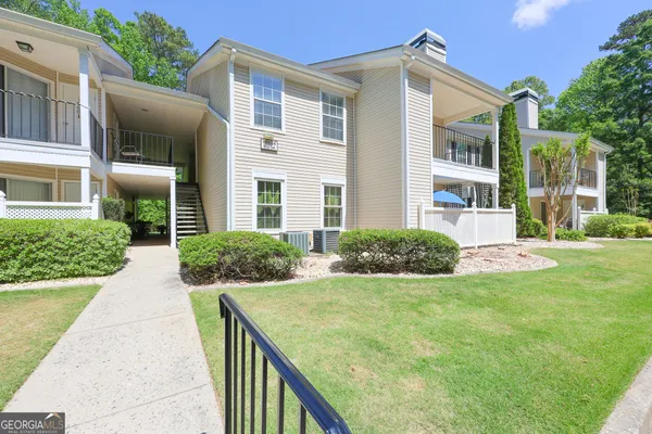 $304,900 | 823 Ridgefield Drive, Peachtree City, GA 30269