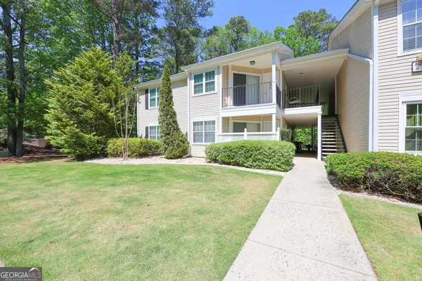 $304,900 | 823 Ridgefield Drive, Peachtree City, GA 30269