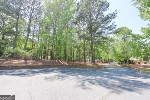 $304,900 | 823 Ridgefield Drive, Peachtree City, GA 30269