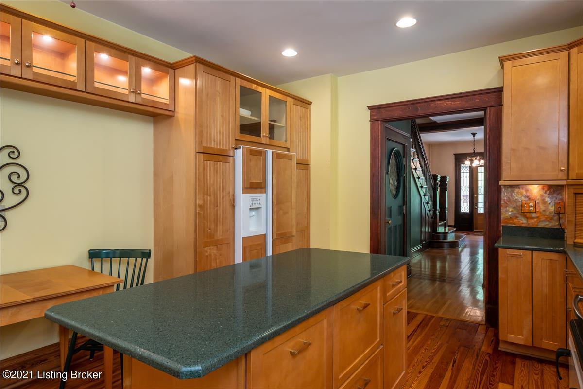 1207 Cherokee Road Louisville, KY 40204 - Photo 22 of 44 AA Cherokee Kitchen 24