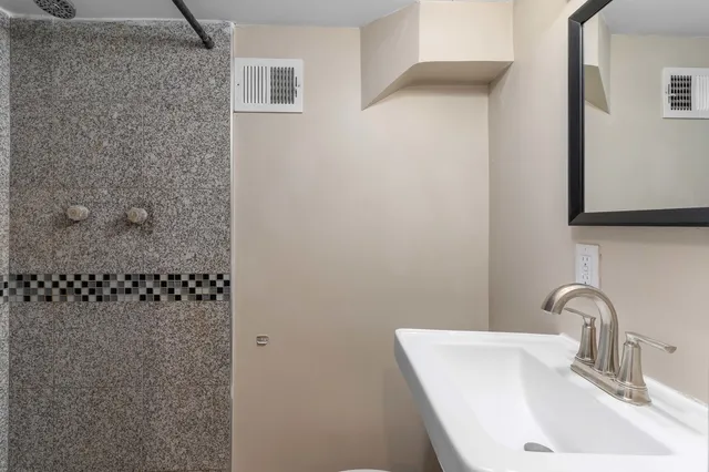 $454,900 | 5345 North Neva Avenue, Chicago, IL 60656