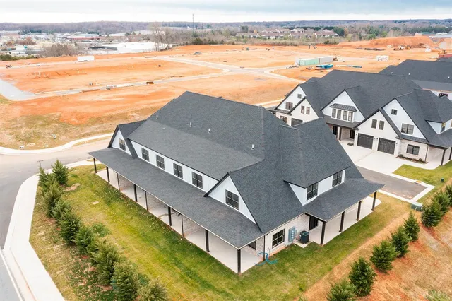 $425,000 | 1107 South Westyn Loop, Forest, VA 24551