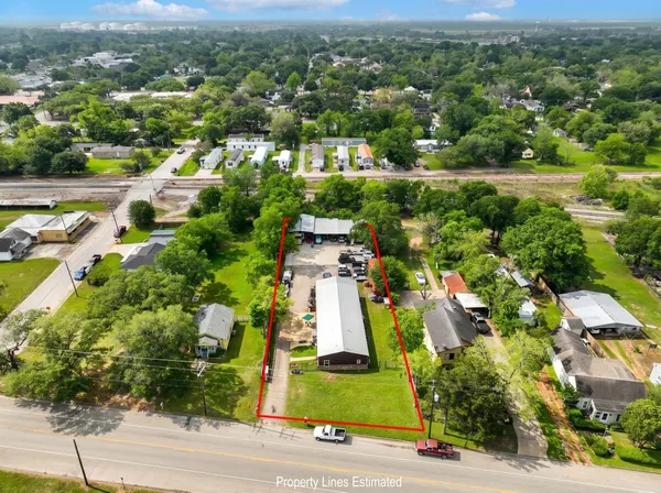 $1,250,000 | 518 Columbus Road, Sealy, TX 77474