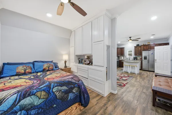 $1,250,000 | 518 Columbus Road, Sealy, TX 77474