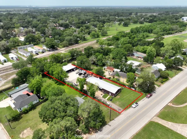 $1,250,000 | 518 Columbus Road, Sealy, TX 77474