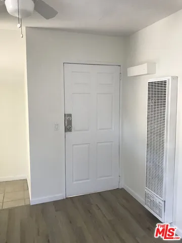 $890,000 | 1060 East 6th Street, Long Beach, CA 90802