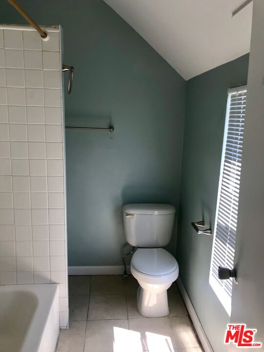 1060 East 6th Street Long Beach, CA 90802 - Photo 14 of 27