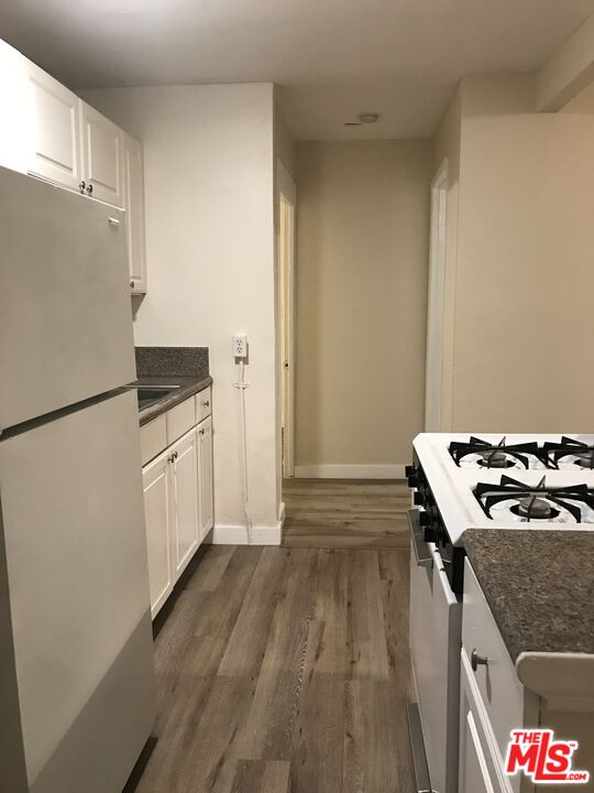 1060 East 6th Street Long Beach, CA 90802 - Photo 15 of 27