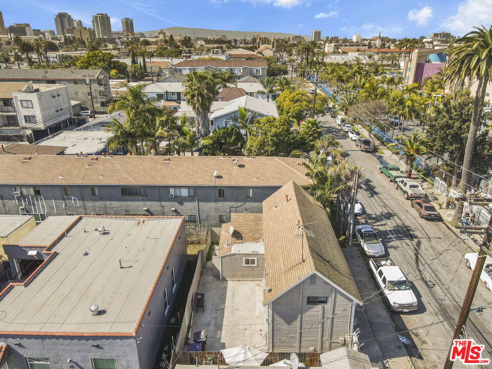 1060 East 6th Street Long Beach, CA 90802 - Photo 8 of 27