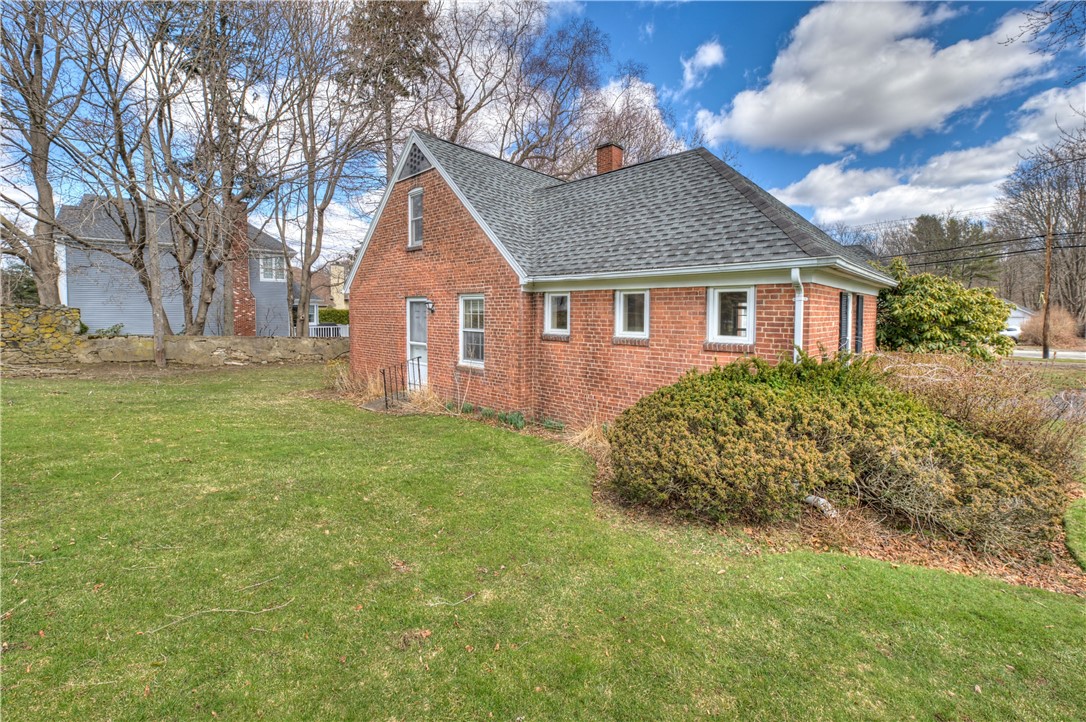 1 Hanley Farm Road Warren, RI 02885 - Photo 26 of 27