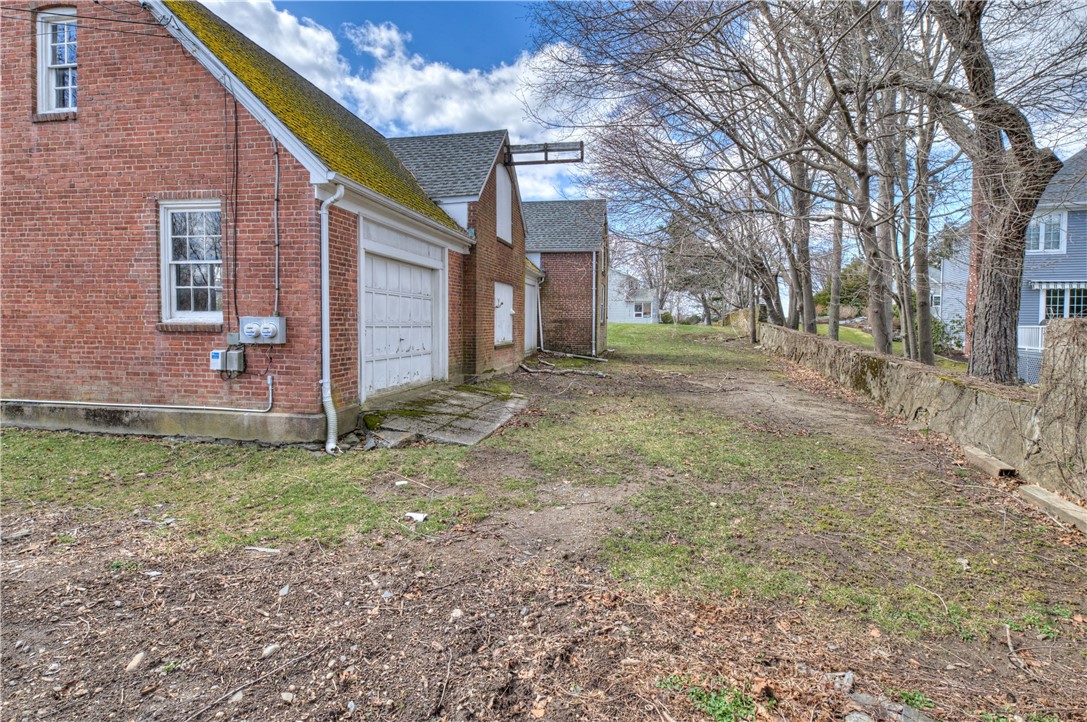 1 Hanley Farm Road Warren, RI 02885 - Photo 27 of 27