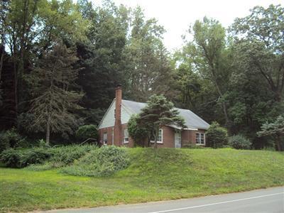 1370 West Bertrand Road Niles, MI 49120 - Photo 1 of 3 Primary Photo