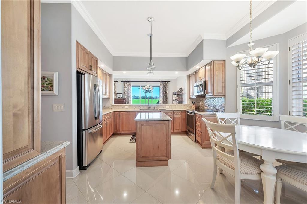 848 Regency Reserve Court, Unit 2 Naples, FL 34119 - Photo 13 of 37