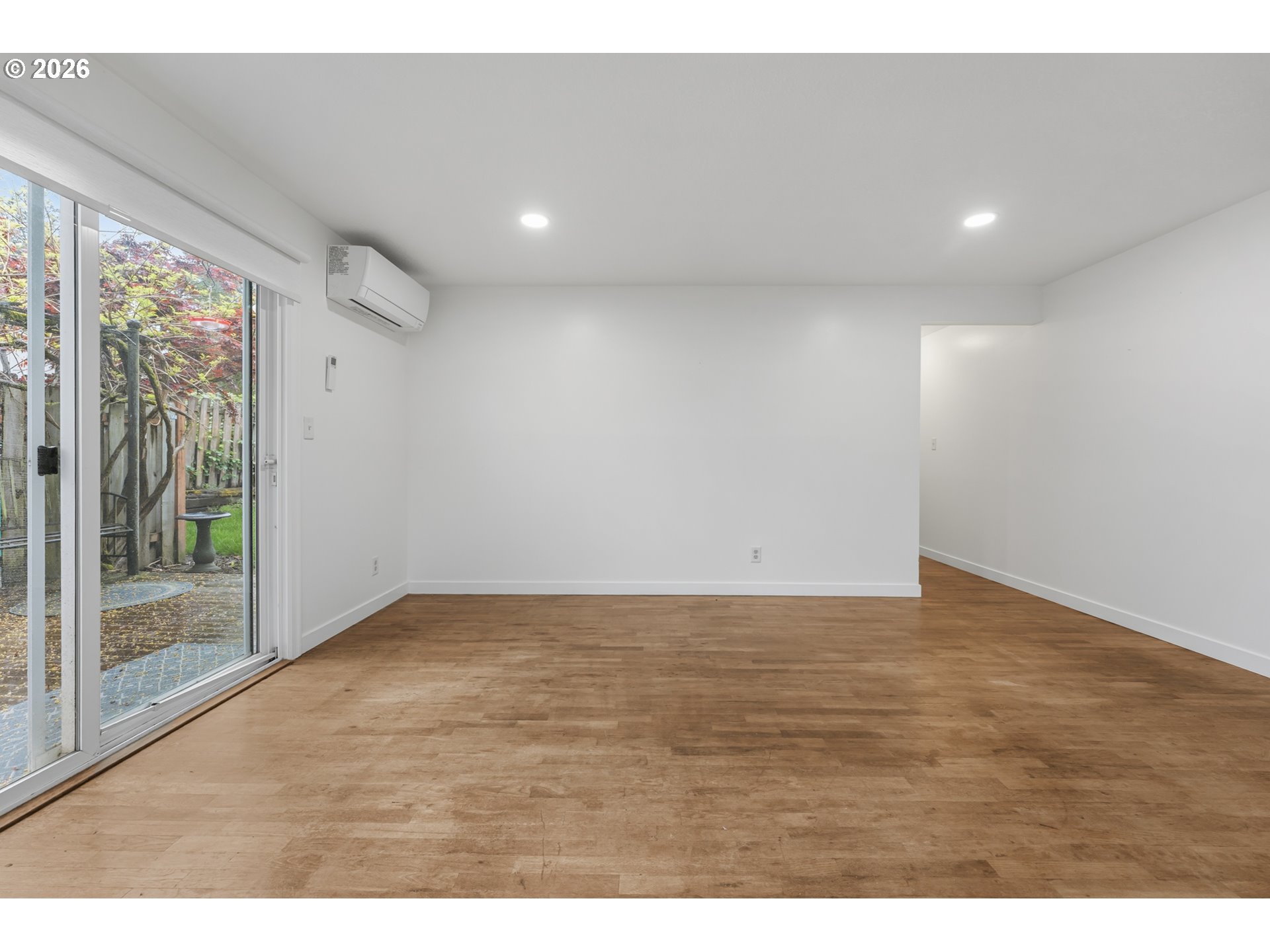 5566 Southwest Erickson Avenue Beaverton, OR 97005 - Photo 5 of 31 a view of an empty room