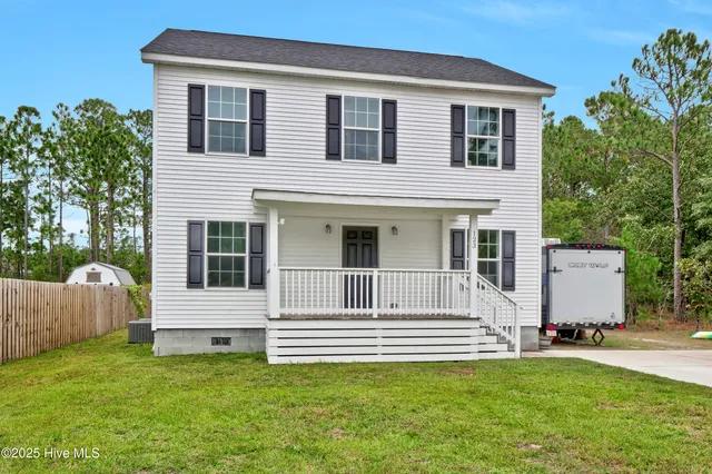 $344,900 | 123 Penquin Place, Hampstead, NC 28443