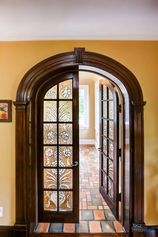 2102 Shenandoah Road Toledo, OH 43607 - Photo 9 of 36 Gallery Image 9