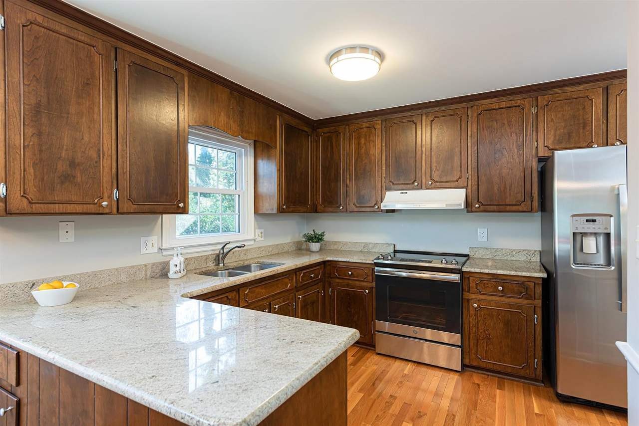 5708 Partridge Lane Raleigh, NC 27609 - Photo 10 of 27 Photo 10