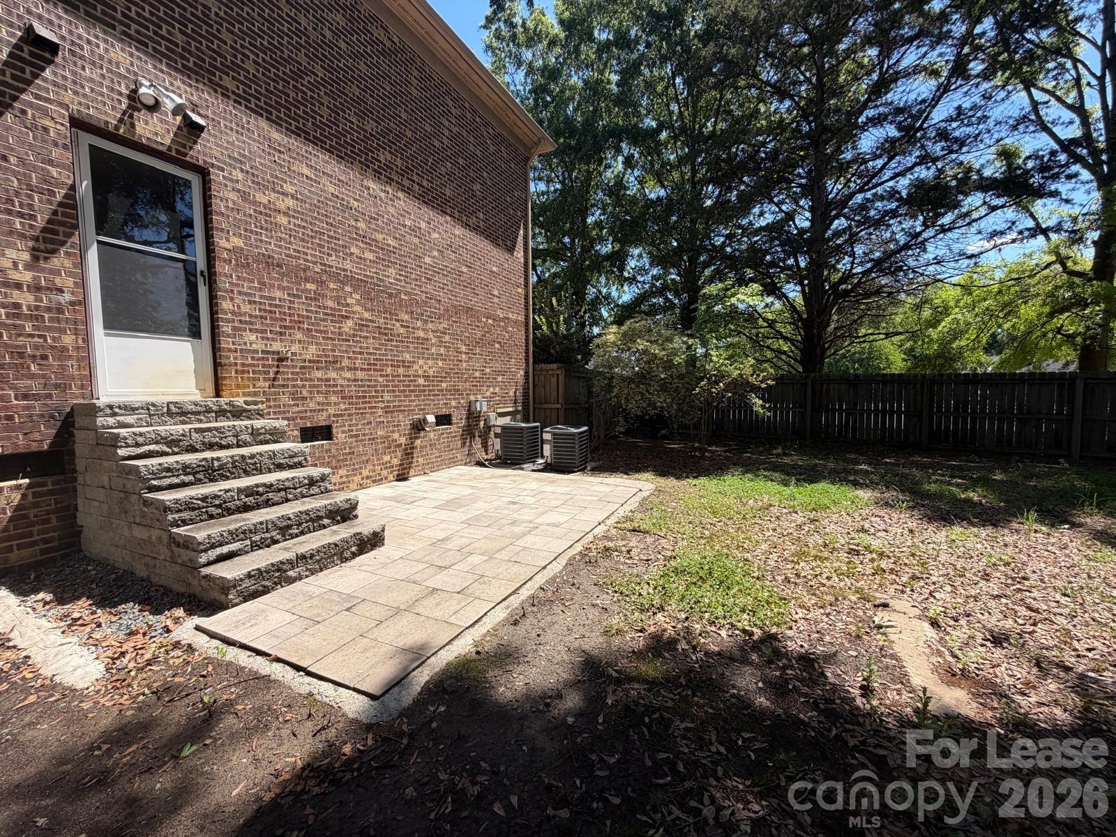 5600 Carmel Road Charlotte, NC 28226 - Photo 32 of 35