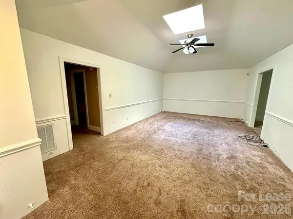 $2,500 | 5600 Carmel Road, Charlotte, NC 28226