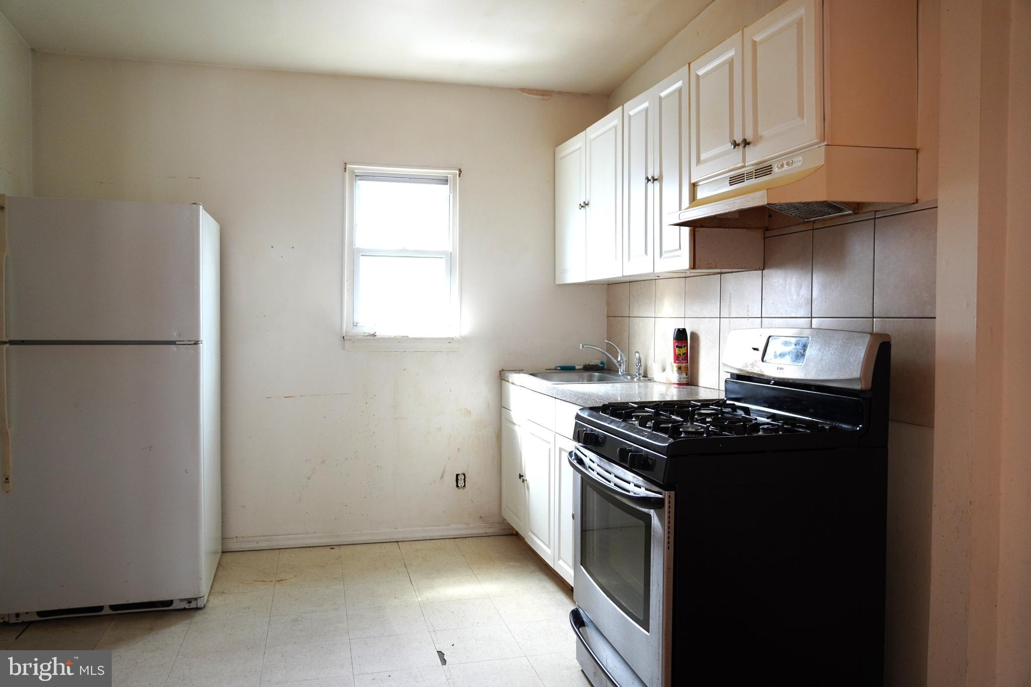 7126 Stockley Road Upper Darby, PA 19082 - Photo 7 of 19 Gallery Image 7