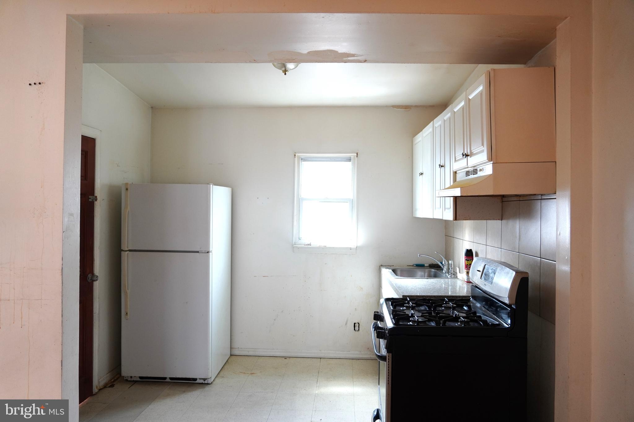 7126 Stockley Road Upper Darby, PA 19082 - Photo 8 of 19 Gallery Image 8