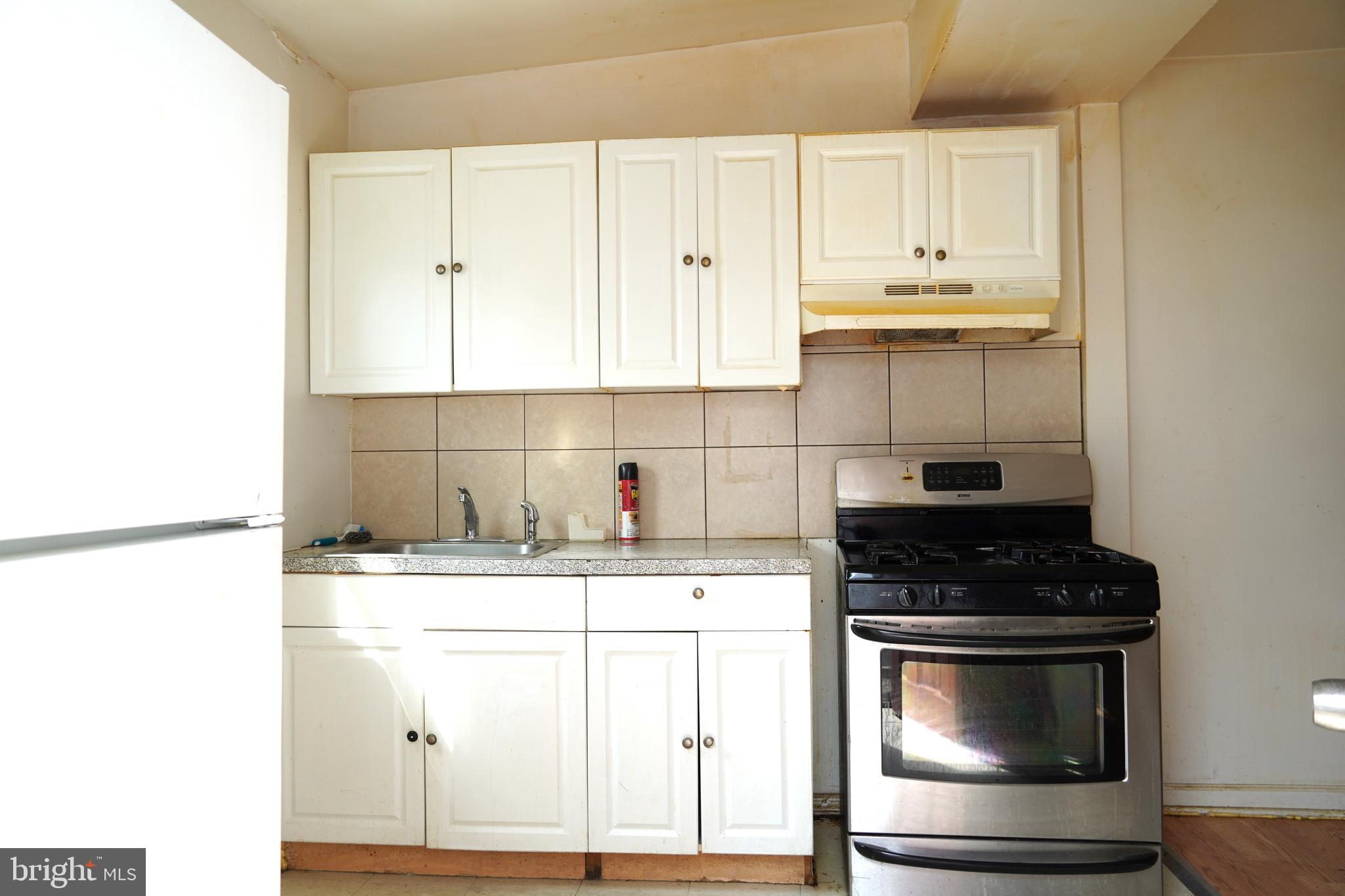 7126 Stockley Road Upper Darby, PA 19082 - Photo 10 of 19 Gallery Image 10