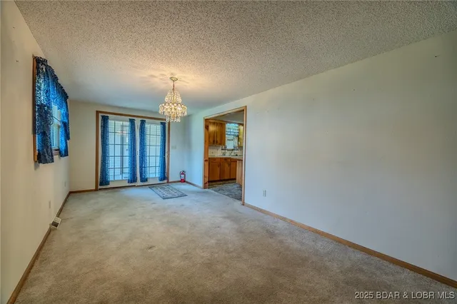 $180,000 | 106 Zeigenbein Road, St. Robert, MO 65584