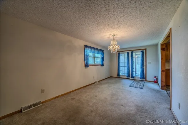 $180,000 | 106 Zeigenbein Road, St. Robert, MO 65584