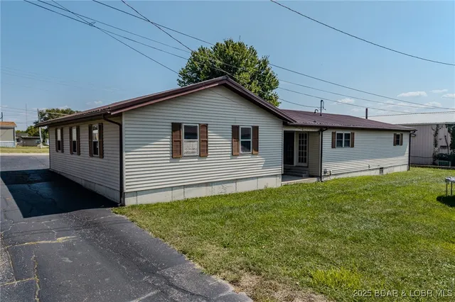 $180,000 | 106 Zeigenbein Road, St. Robert, MO 65584