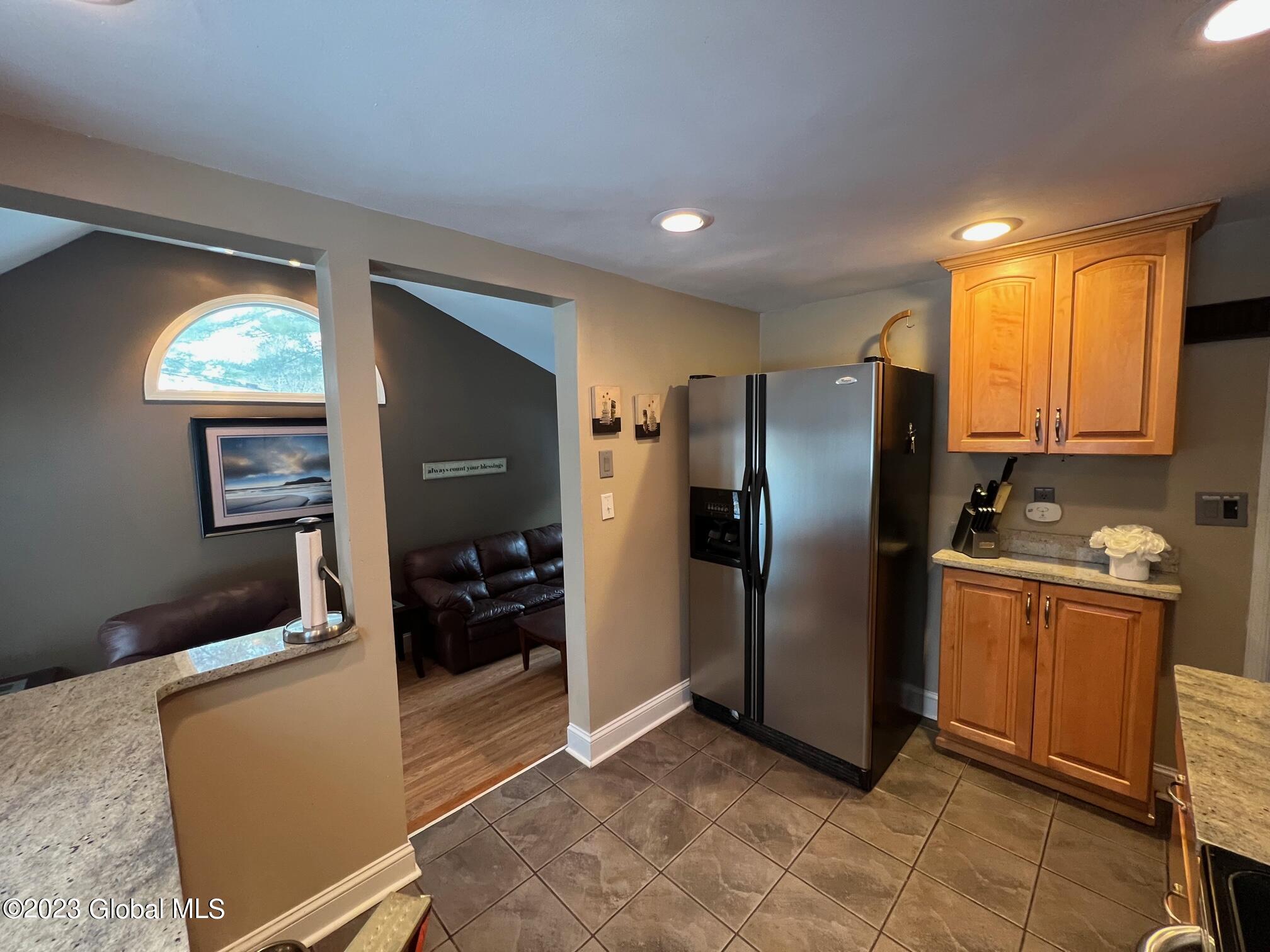 395 Wellington Road Bethlehem, NY 12054 - Photo 6 of 45 IMG_2764