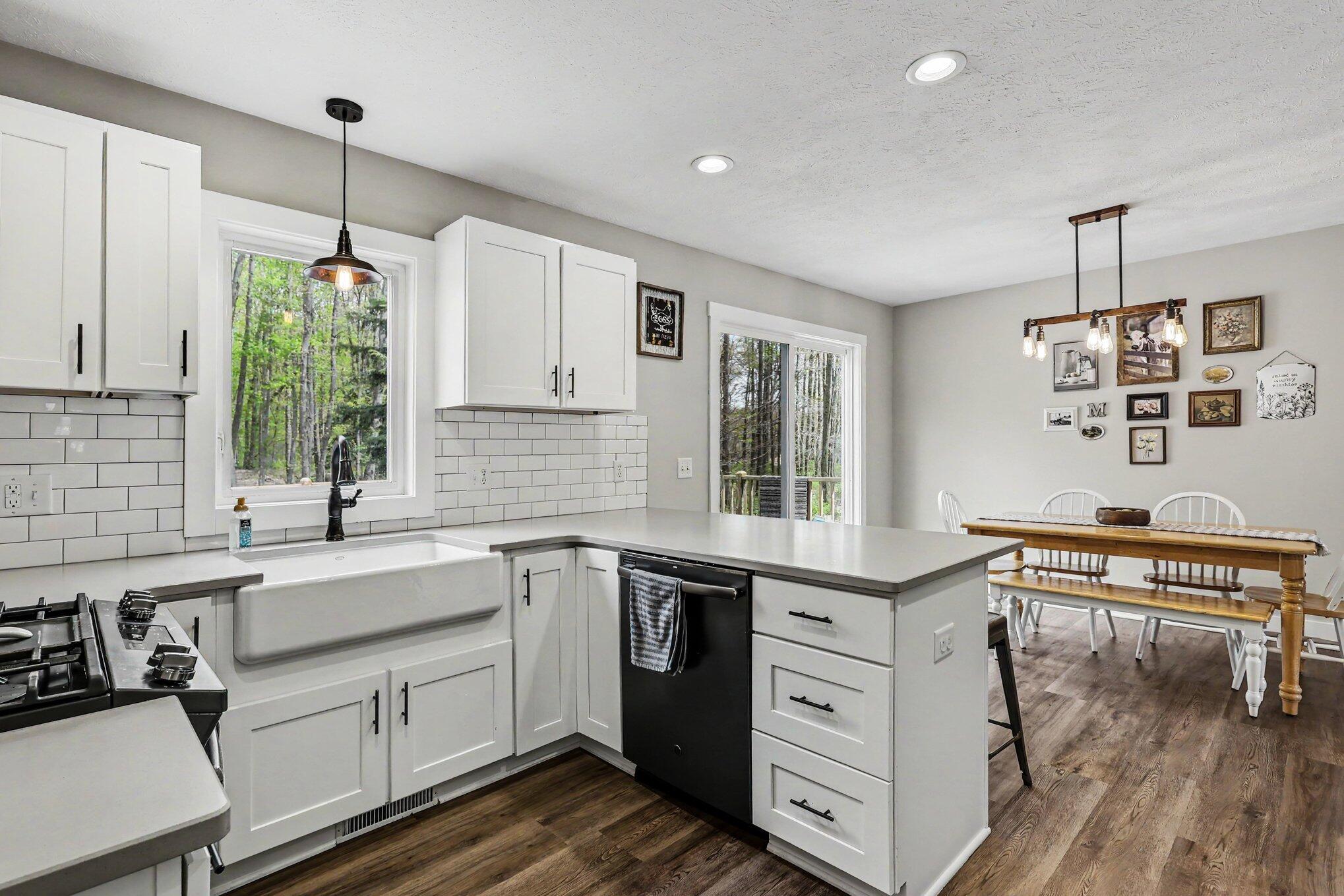 2350 South Sullivan Road Ravenna, MI 49451 - Photo 8 of 18 008_file_9063