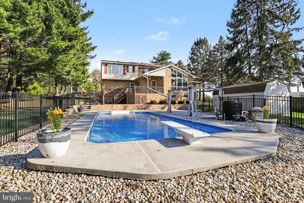 $434,999 | 1065 Beaver Creek Road, Hanover, PA 17331