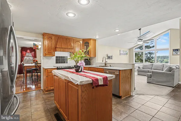 $434,999 | 1065 Beaver Creek Road, Hanover, PA 17331