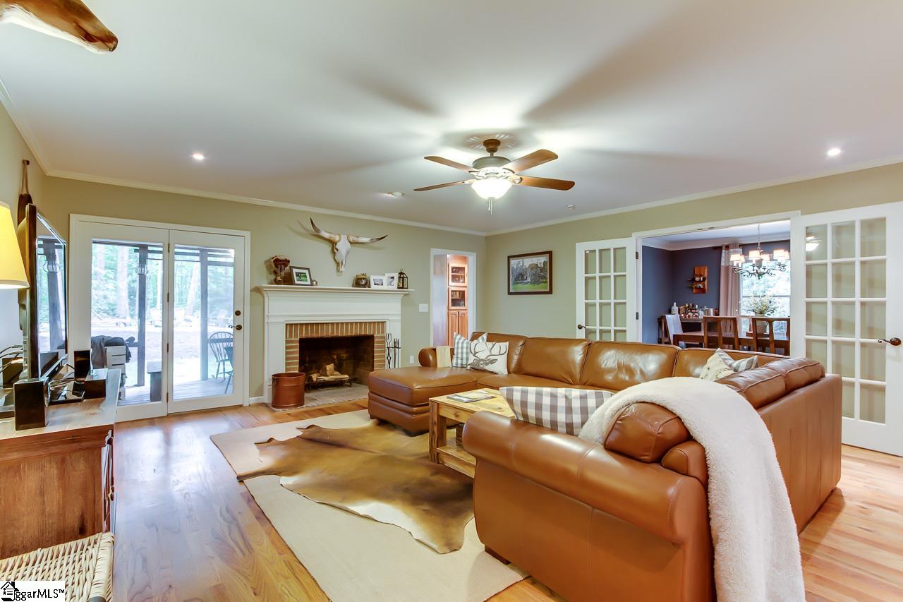 1036 Marett Road Pendleton, SC 29670 - Photo 7 of 35