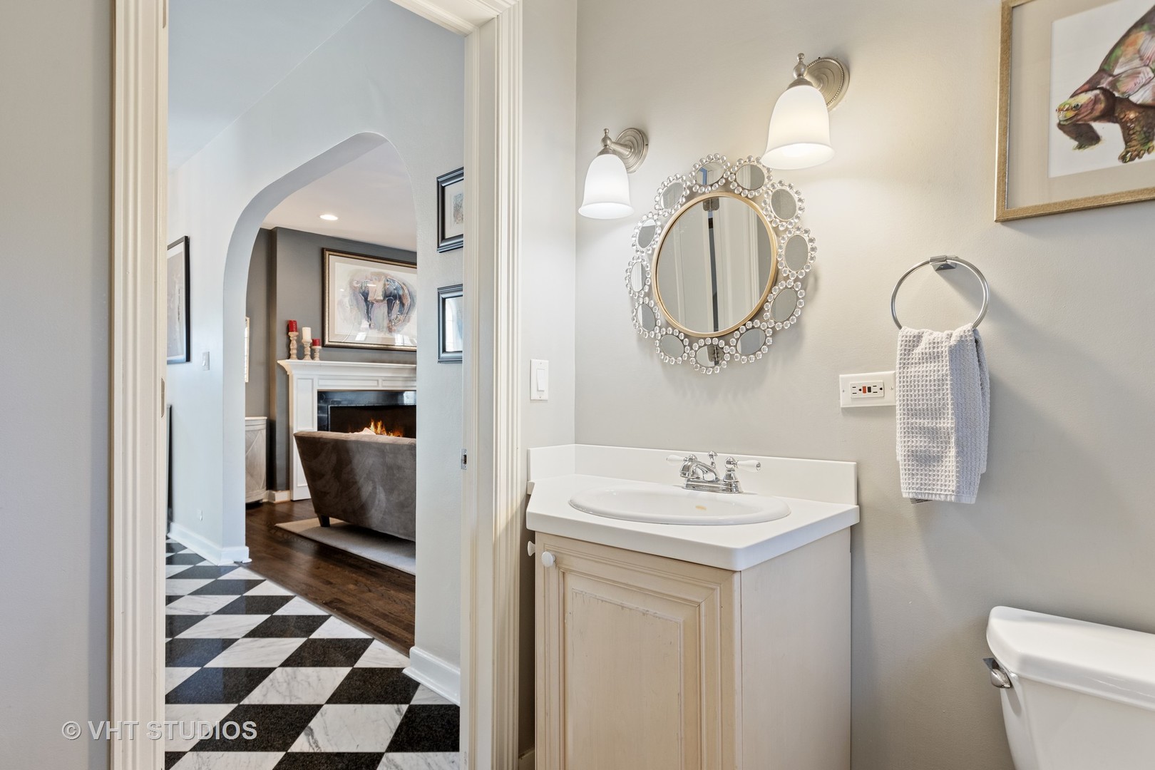 128 Church Road Winnetka, IL 60093 - Photo 19 of 46 a bathroom with a sink toilet and shower