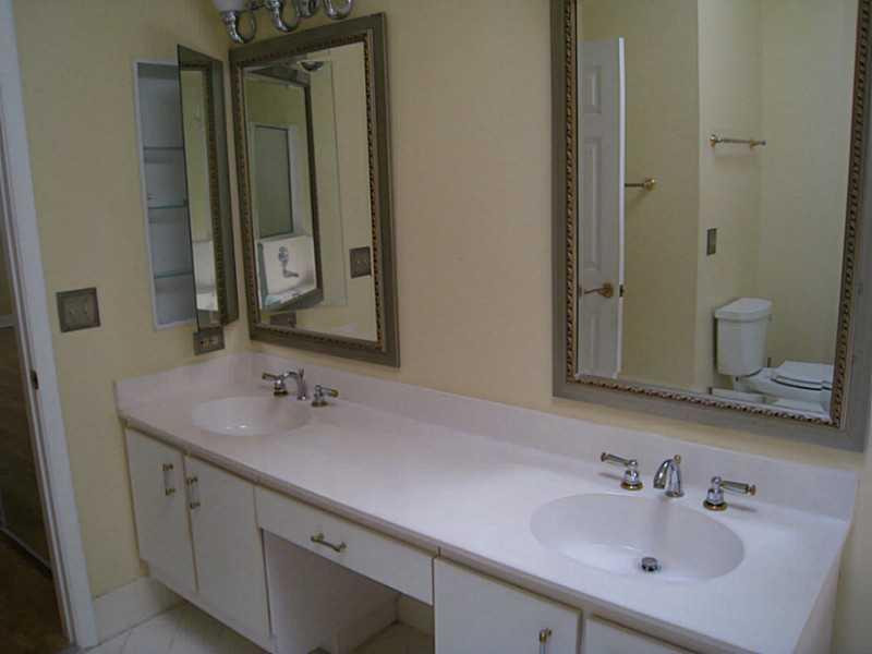 7950 Nadmar Avenue Boca Raton, FL 33434 - Photo 24 of 34 Master Bath/Spa