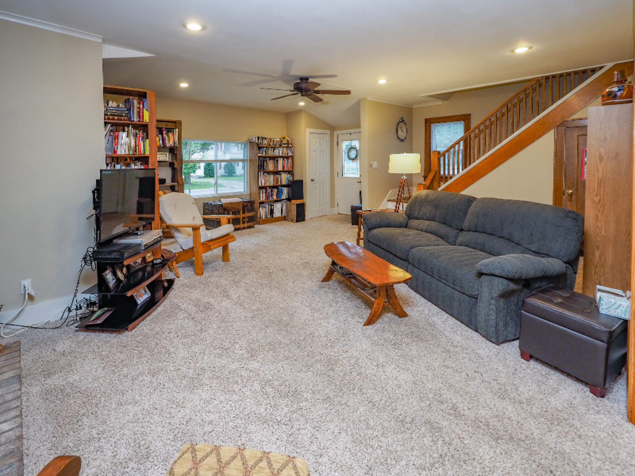 618 Portage Avenue Three Rivers, MI 49093 - Photo 5 of 33 618 Portage Ave-104