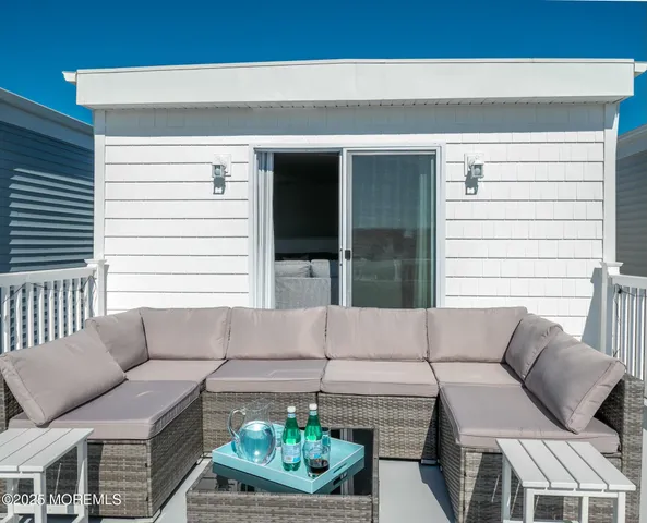 $2,950 | 208 Kearney Avenue, Seaside Heights, NJ 08751