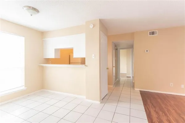 $1,195 | 3100 5th Street, Unit 201, Sachse, TX 75048