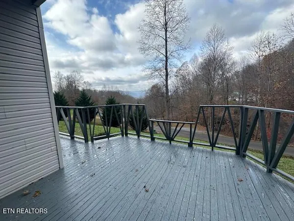 $249,000 | 301 Doe's Crossing, Middlesboro, KY 40965