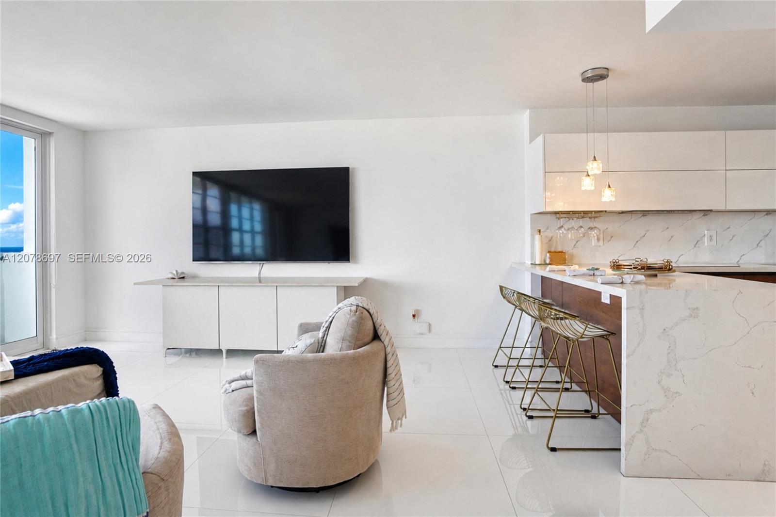 100 Lincoln Road, Unit 1223 Miami Beach, FL 33139 - Photo 11 of 51 Gallery Image 11