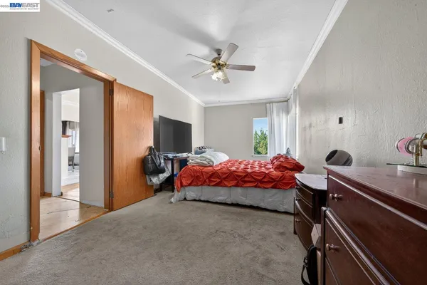 $688,000 | 9012 Burr Street, Oakland, CA 94605