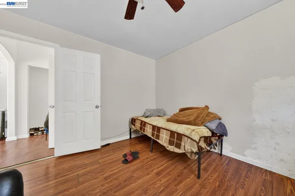 $688,000 | 9012 Burr Street, Oakland, CA 94605