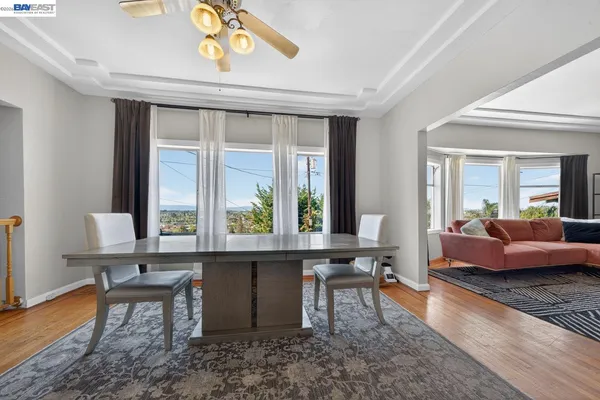 $688,000 | 9012 Burr Street, Oakland, CA 94605