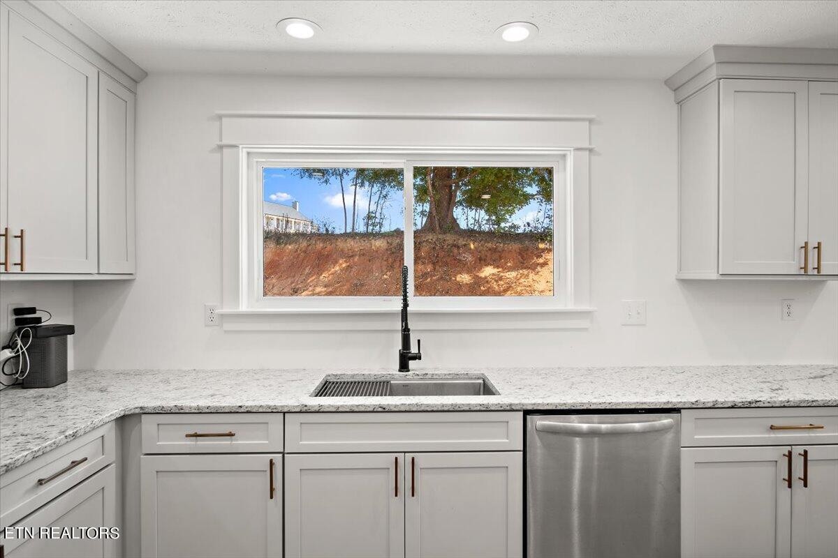 7124 Indian Ridge Road Rutledge, TN 37861 - Photo 10 of 54
