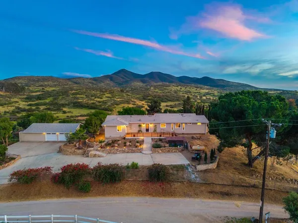 $910,000 | 2816 Pioneer Way, Jamul, CA 91935