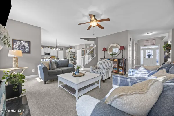 $425,000 | 313 Bear Run, Maple Hill, NC 28454