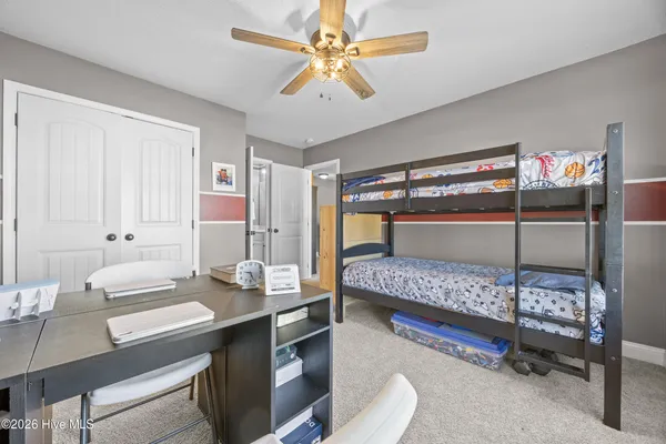 $425,000 | 313 Bear Run, Maple Hill, NC 28454