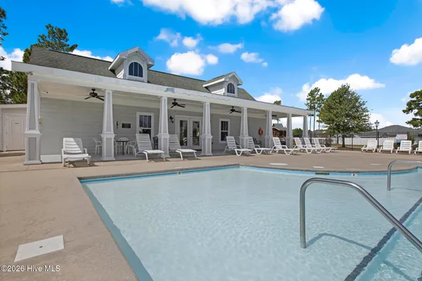 $425,000 | 313 Bear Run, Maple Hill, NC 28454